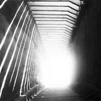 Ученые разгадали тайну "света в конце тоннеля", ведущего в рай